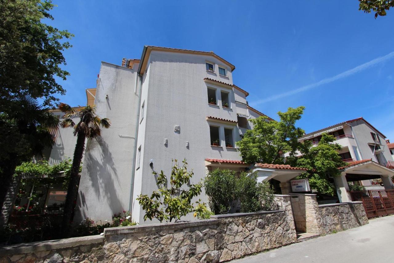 Rooms And Apartments Dino Rovinj Exterior foto